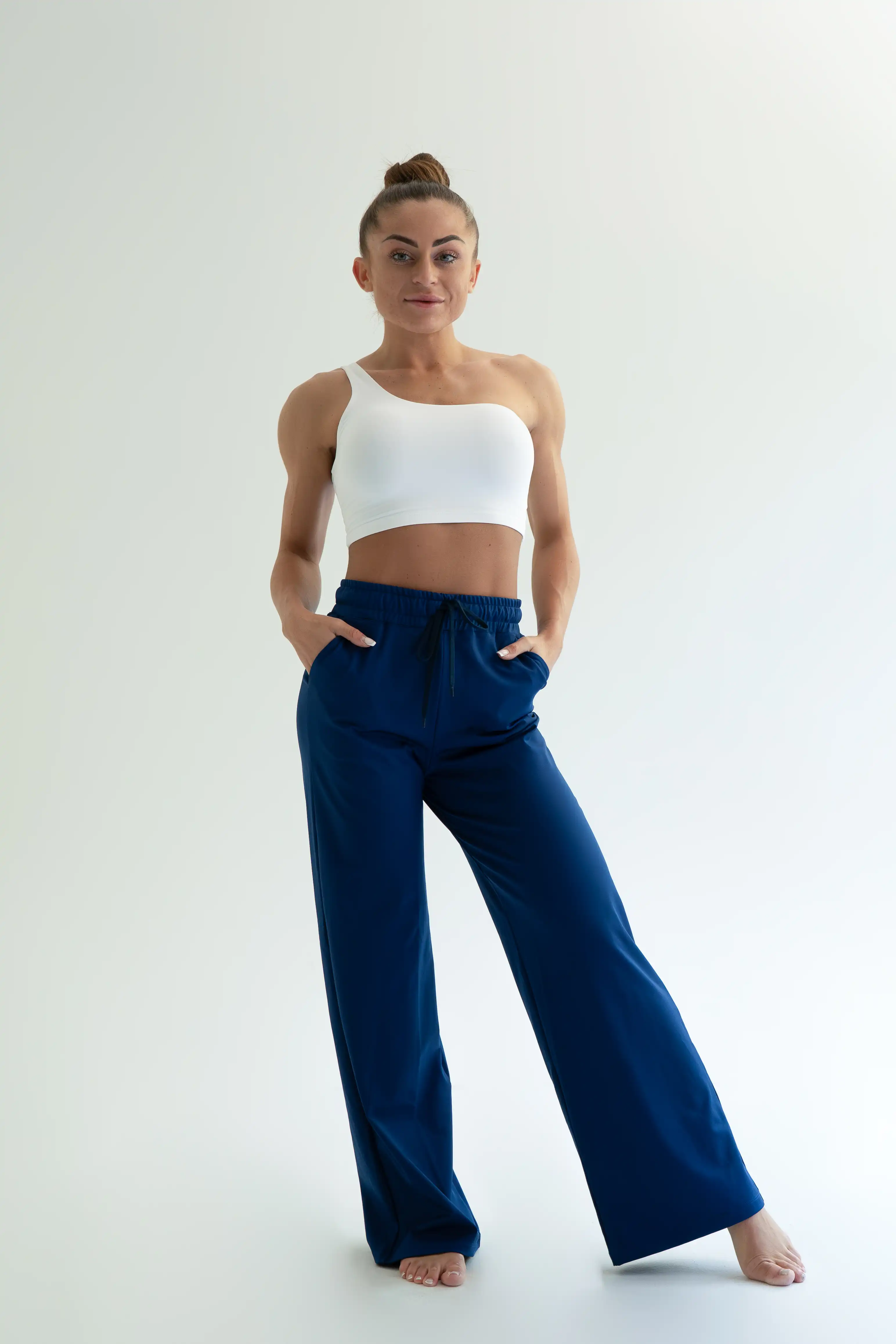 the best basic fekete nadrág